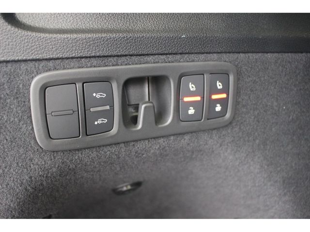 Audi Q7 2022-09 6208-8