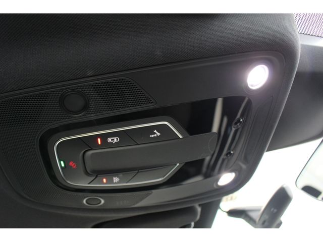 Audi Q7 2022-09 6208-19