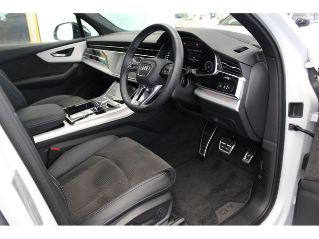 Audi Q7 2022-09 6208-26