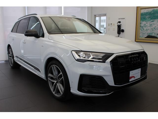Audi Q7 2022-09 6208-2