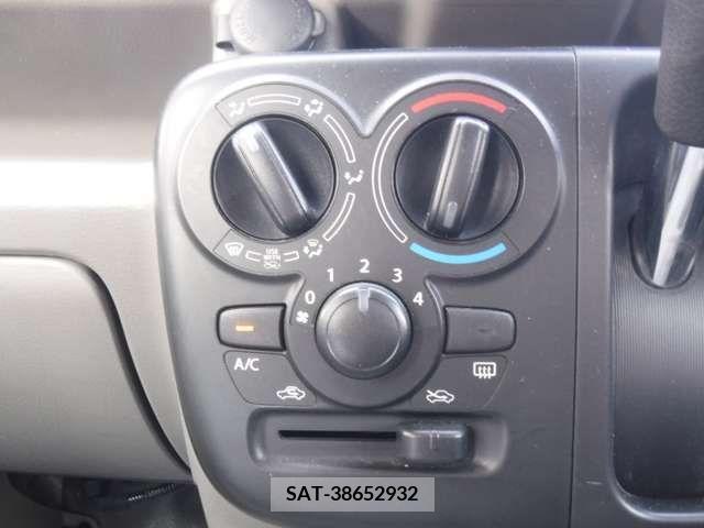 Suzuki EVERY 2023-03 301654-5