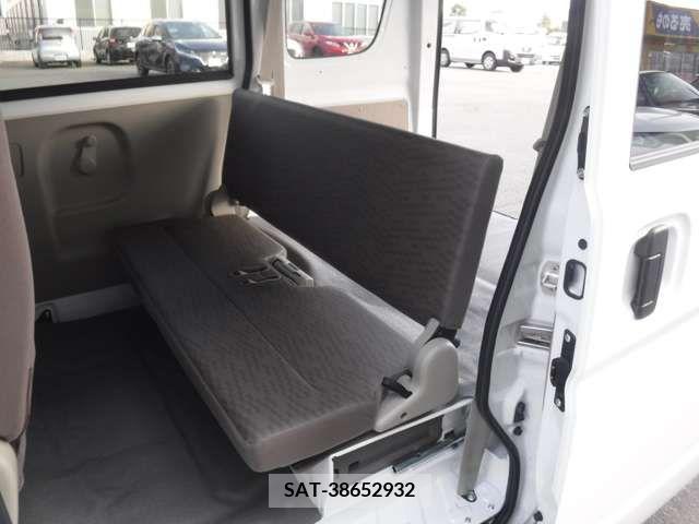 Suzuki EVERY 2023-03 301654-13