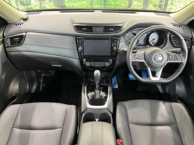 Nissan X-TRAIL 2018-04 19732-1
