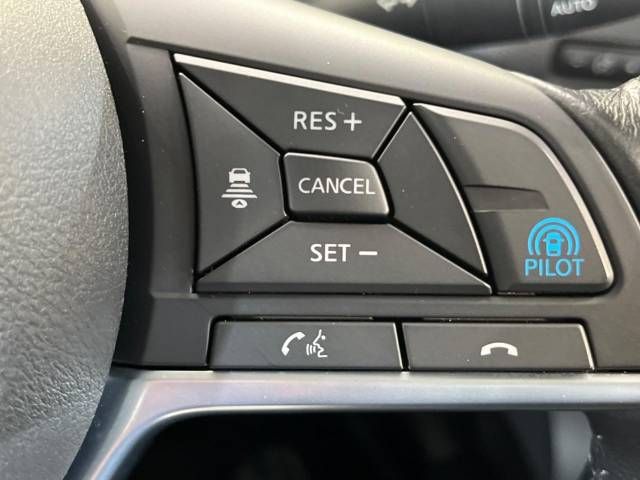 Nissan X-TRAIL 2018-04 19732-4