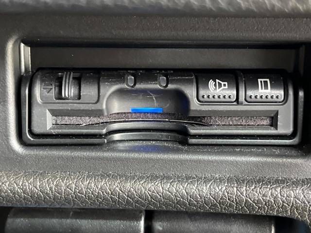 Nissan X-TRAIL 2018-04 19732-7