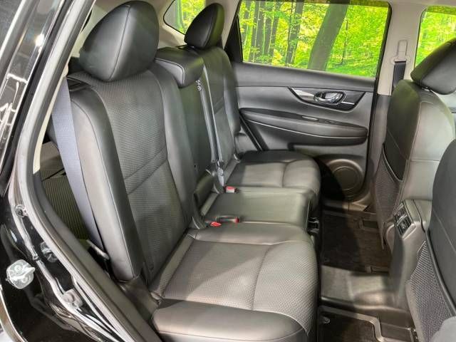 Nissan X-TRAIL 2018-04 19732-9