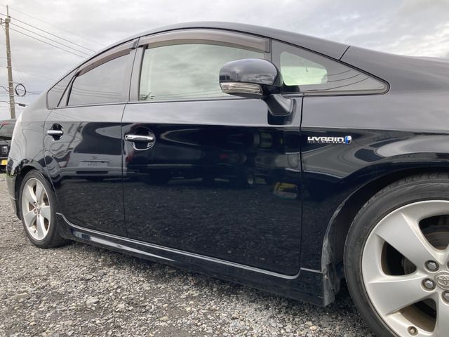 Toyota PRIUS 2012-06 5788-9