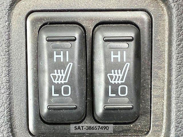 Mitsubishi OUTLANDER PHEV 2014-09 374540-11