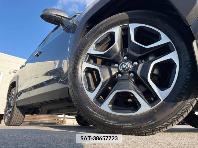 Toyota RAV4 2020-11 366989-16