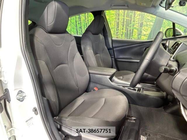 Toyota PRIUS 2019-05 349594-8