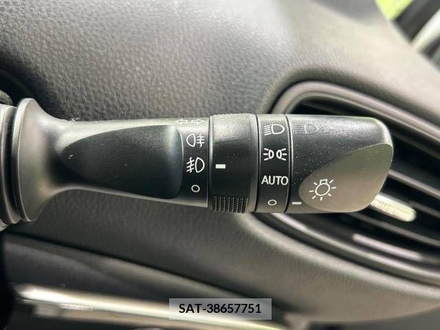 Toyota PRIUS 2019-05 349594-5