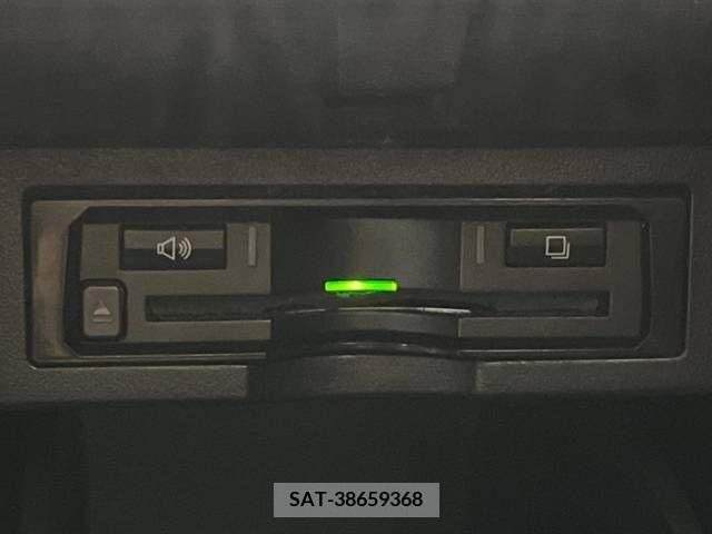 Toyota ALPHARD 2017-10 211879-7