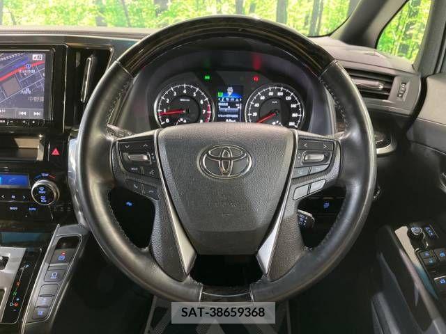 Toyota ALPHARD 2017-10 211879-13