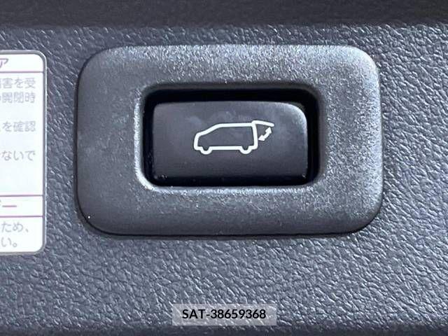 Toyota ALPHARD 2017-10 211879-4