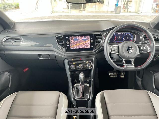 VolksWagen T-ROC 2021-06 354460-11