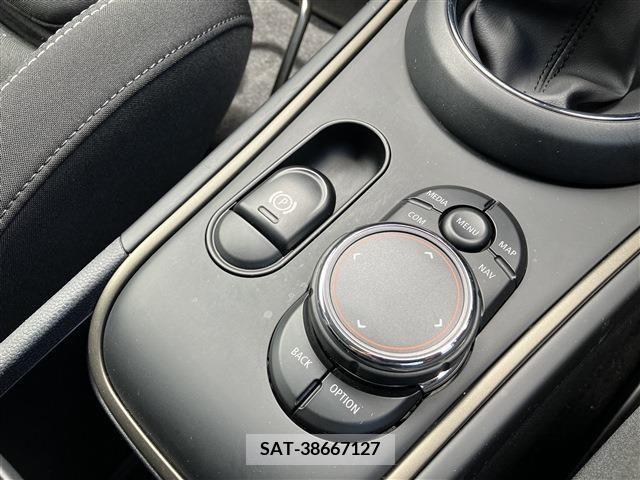 Bmw MINI 2019-08 349743-18
