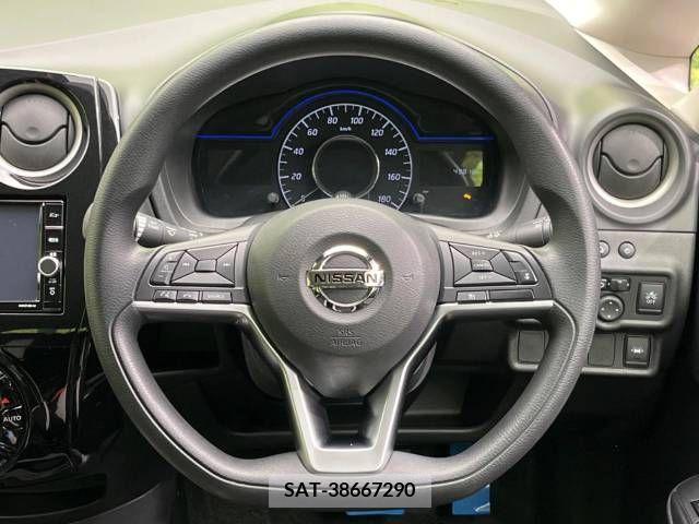 Nissan NOTE 2020-03 305522-11