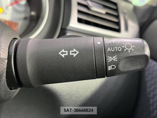 Nissan TIIDA 2009-07 345036-7
