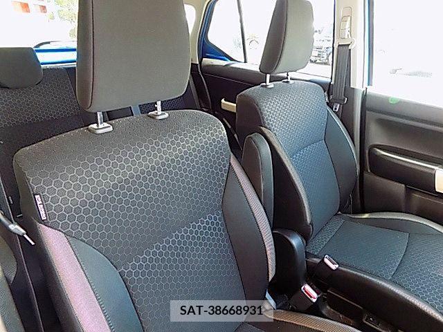 Suzuki X BEE 2019-06 295056-9