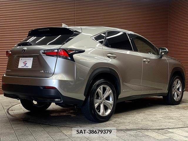 Lexus NX 2015-08 354219-16