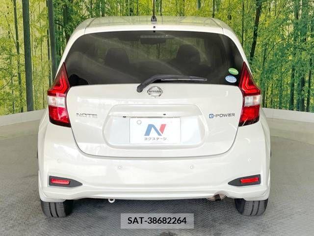 Nissan NOTE 2017-04 209713-15