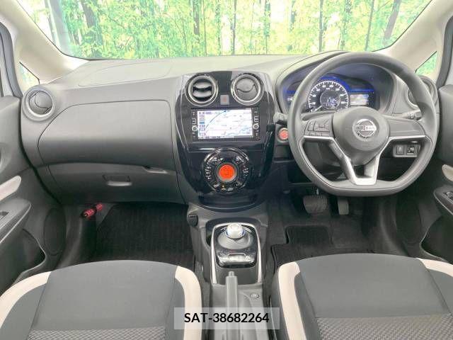Nissan NOTE 2017-04 209713-1