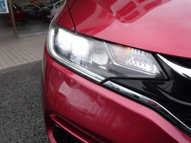Honda FIT HYBRID 2018-06 24029-5