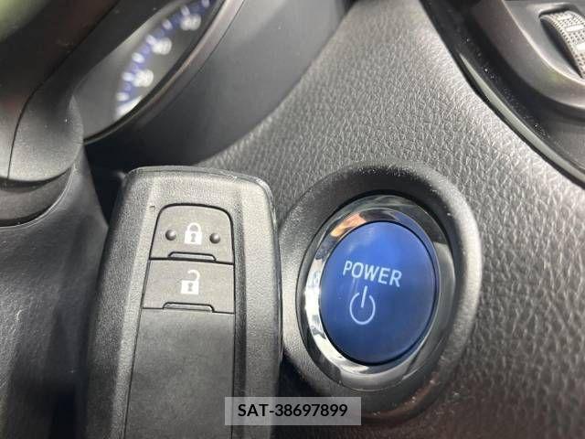 Toyota C-HR 2017-09 357791-7