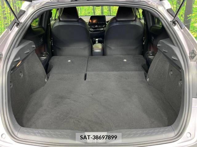 Toyota C-HR 2017-09 357791-10