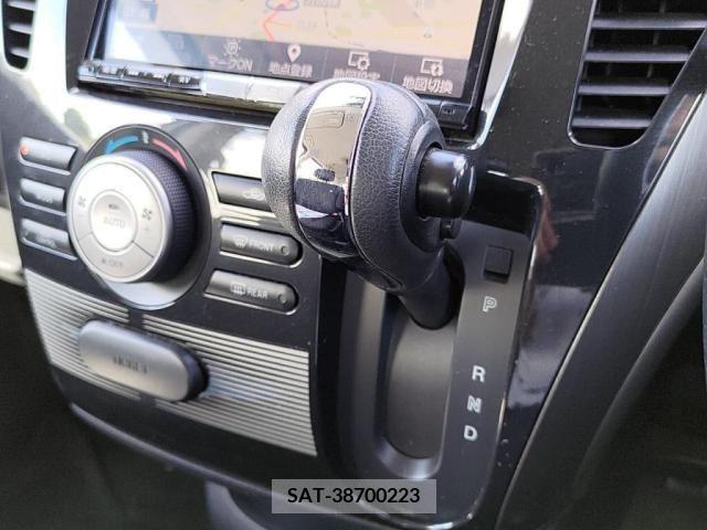 Mazda BIANTE 2015-11 301213-14