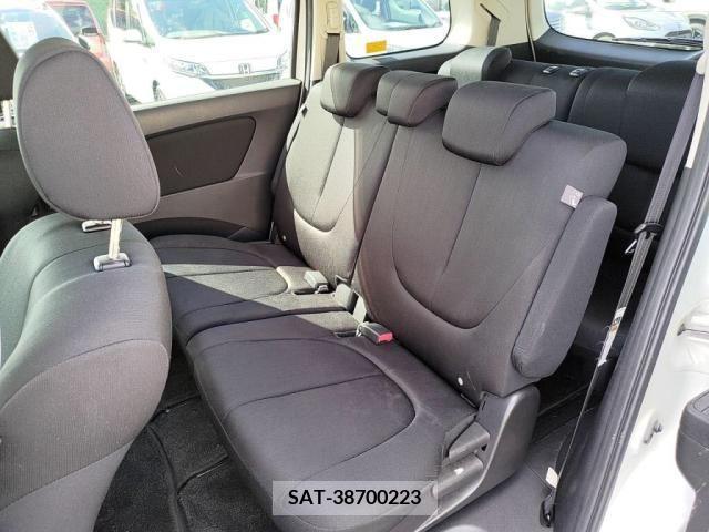 Mazda BIANTE 2015-11 301213-22