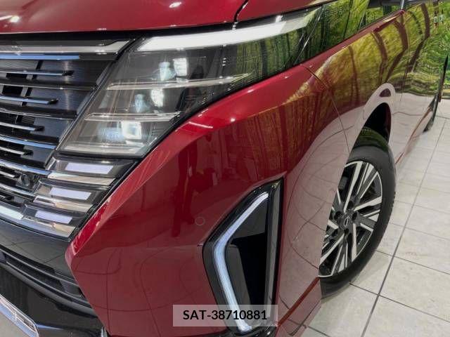 Nissan SERENA 2023-06 367709-10