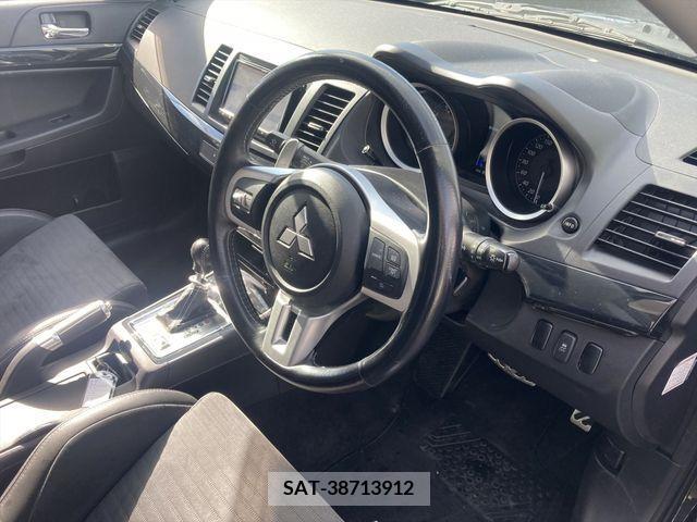 Mitsubishi LANCER 2013-09 221077-3