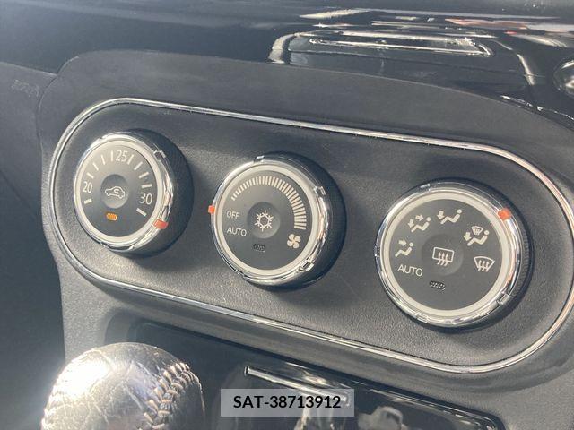 Mitsubishi LANCER 2013-09 221077-10