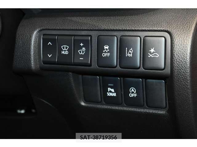 Mitsubishi ECLIPSE CROSS 2019-01 215475-6