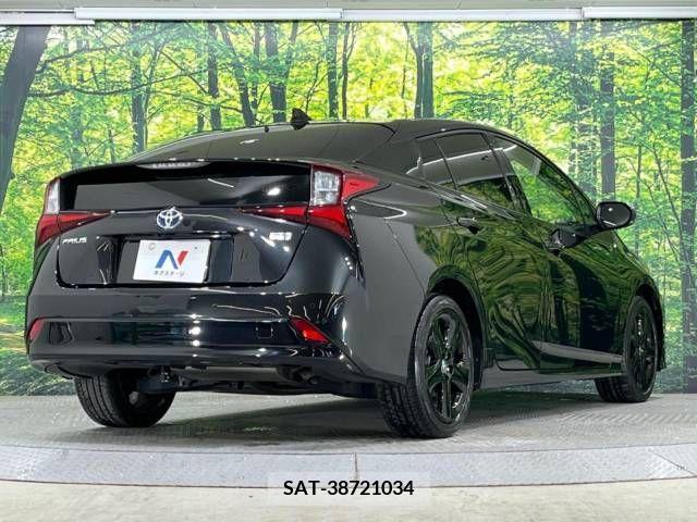 Toyota PRIUS 2021-06 282030-16