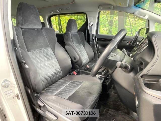 Toyota VELLFIRE 2018-02 380655-8