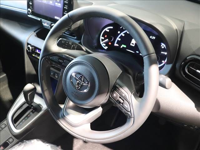 Toyota YARIS CROSS 2023-11 26986-10