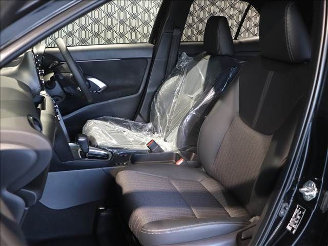 Toyota YARIS CROSS 2023-11 26986-12