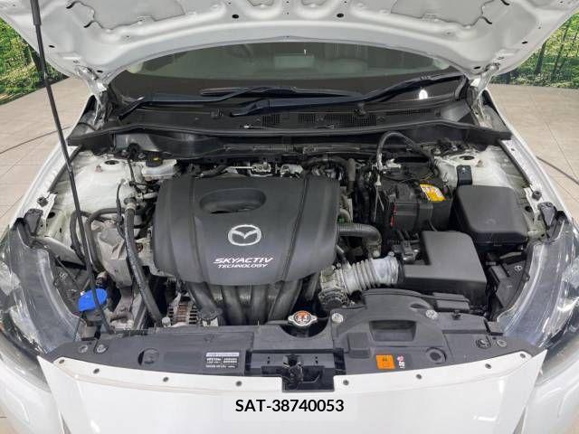 Mazda DEMIO 2017-03 359444-19