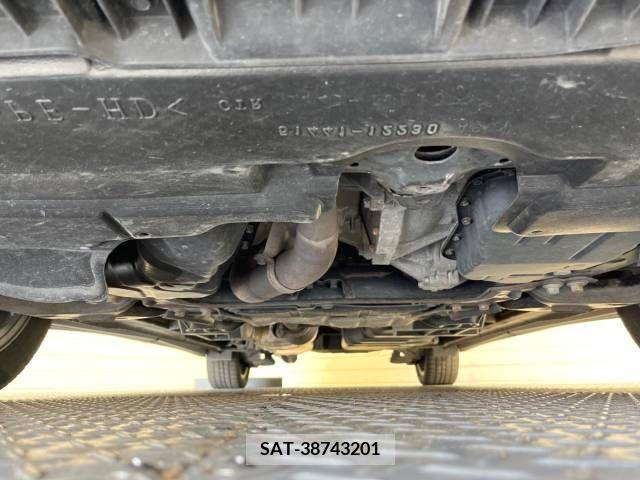 Toyota VELLFIRE 2013-02 255959-19