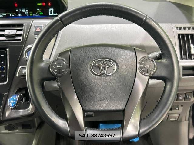 Toyota PRIUS ALPHA 2013-12 322232-11