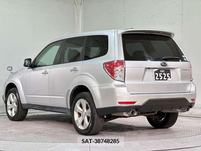 Subaru FORESTER 2009-12 232913-9