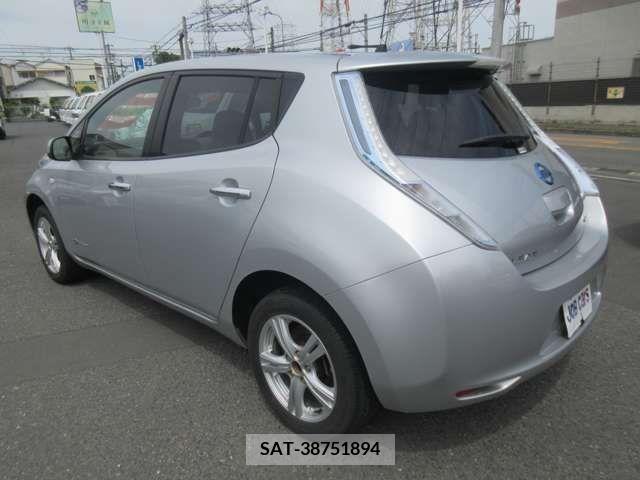 Nissan LEAF 2011-01 201561-4