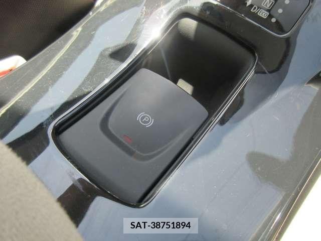 Nissan LEAF 2011-01 201561-14