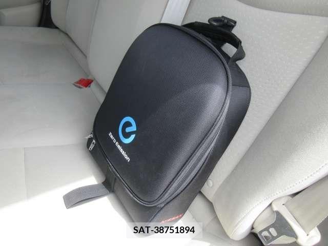 Nissan LEAF 2011-01 201561-19