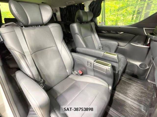 Toyota ALPHARD 2019-08 344635-9