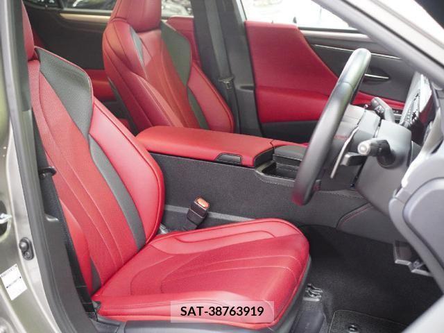 Lexus ES 2019-05 354381-10