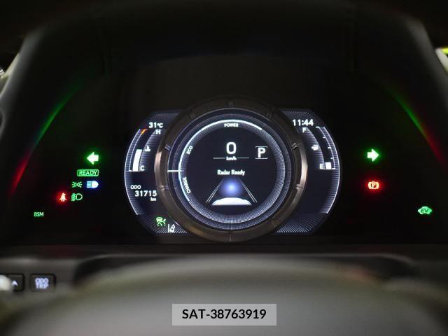 Lexus ES 2019-05 354381-28