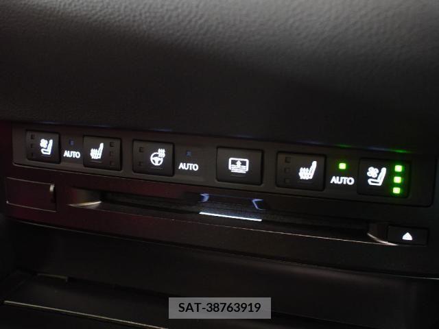 Lexus ES 2019-05 354381-13